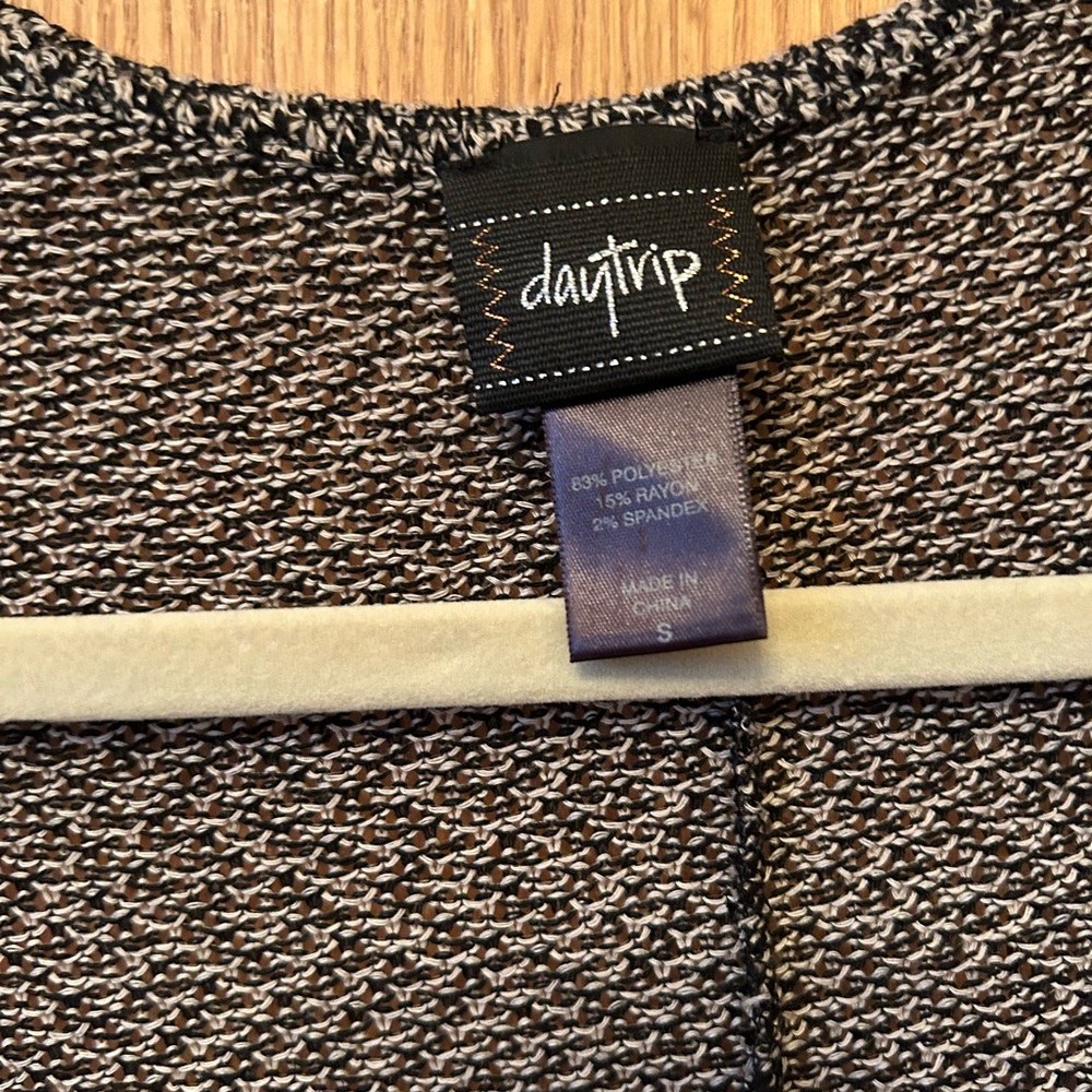 Black and White Cardigan! - Picture 6 of 6